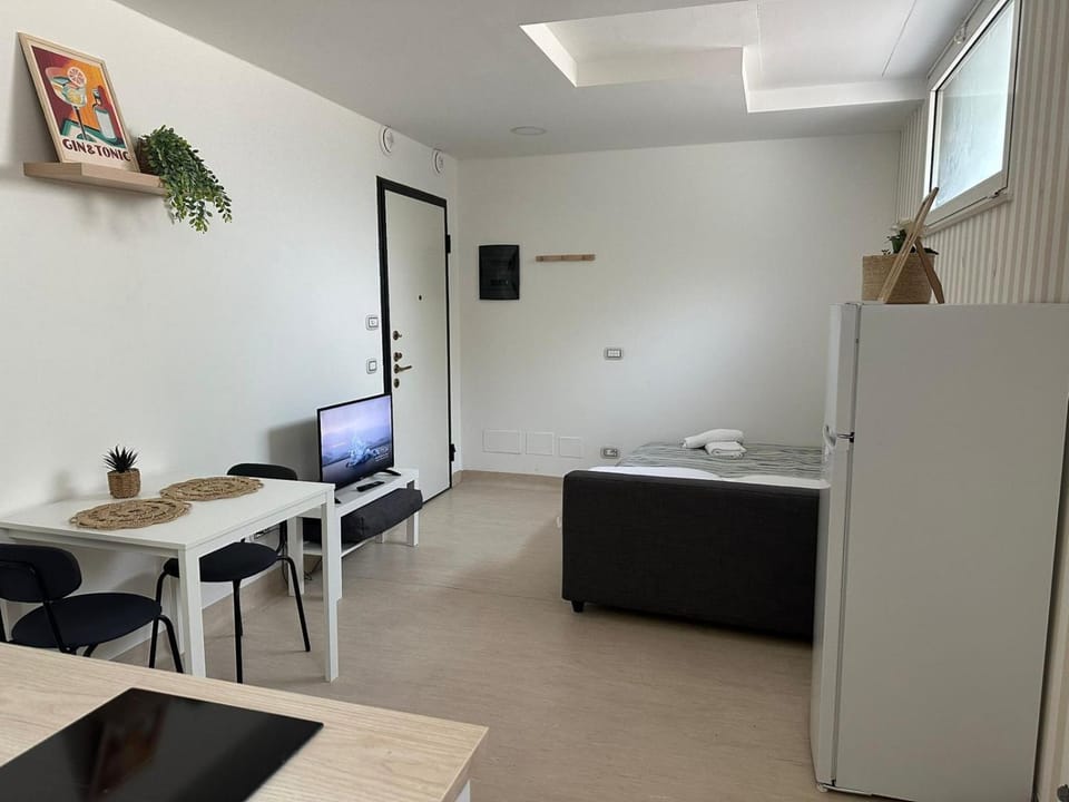 Easy Room Italy Abbiategrasso Apartment in Milan