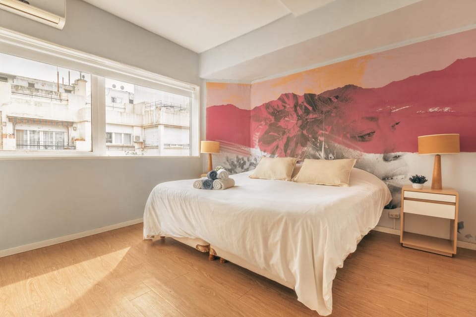 Bed, Photo of the whole room, Bedroom, air conditioner
