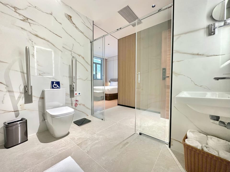 Toilet, Bathroom