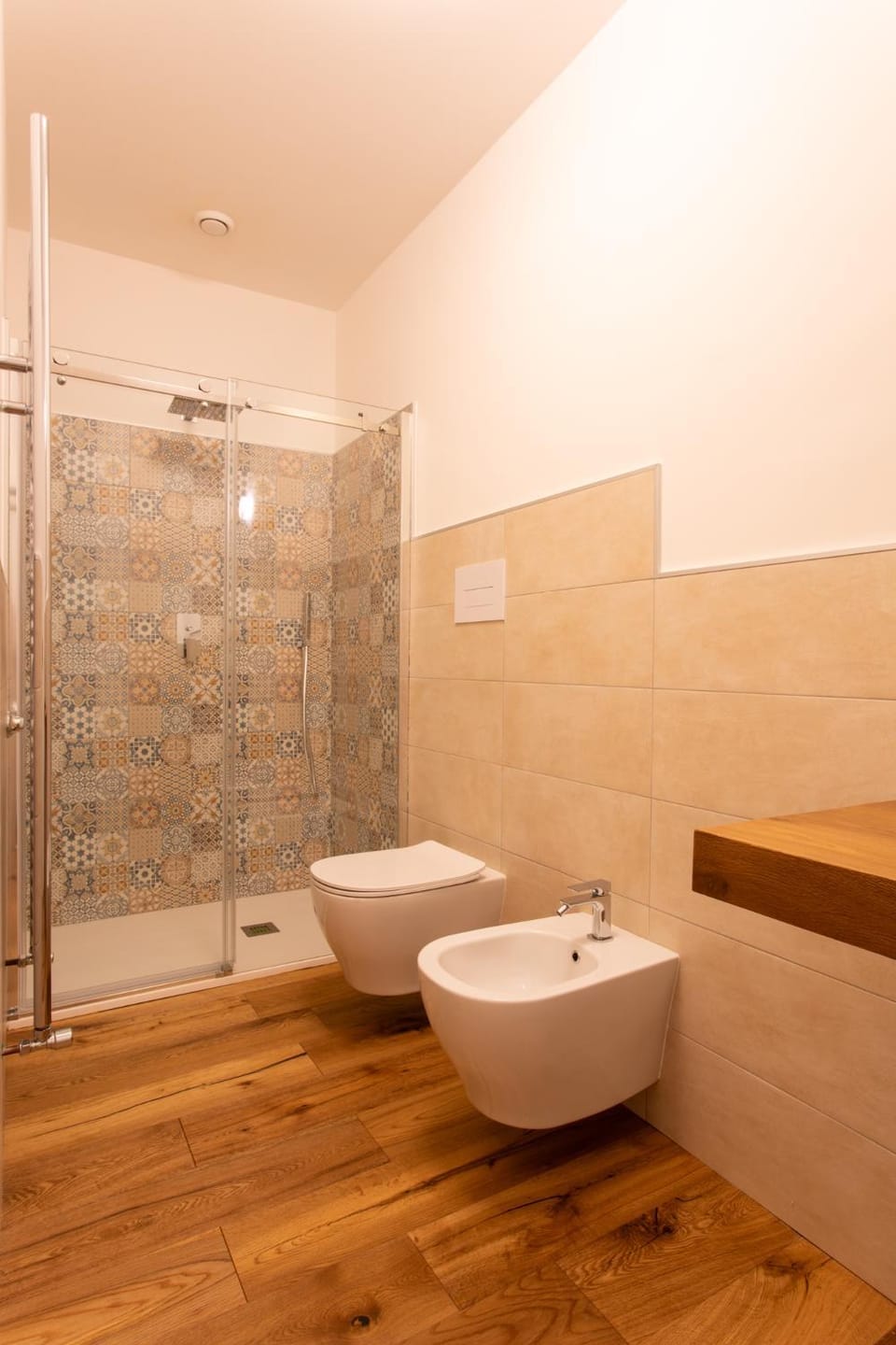 Shower, Bathroom, bidet, heating