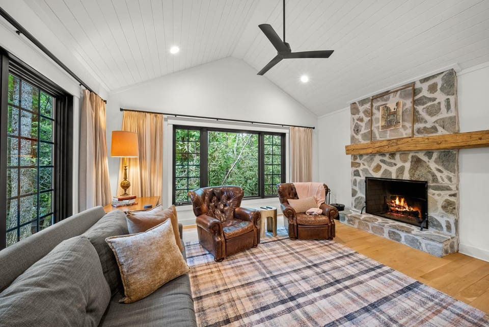 Forest Retreat House in Watauga