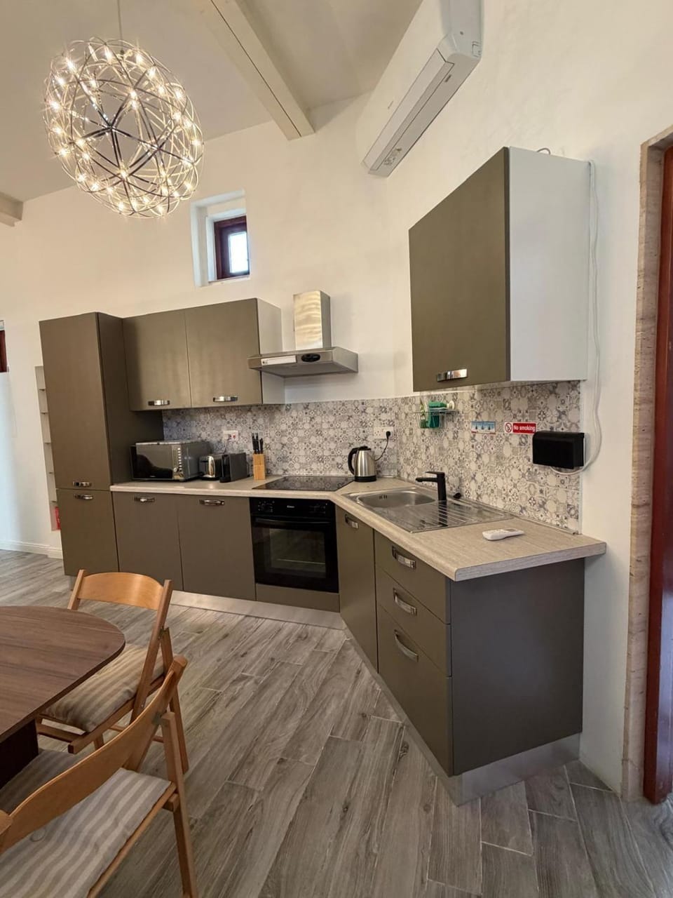 The Eyrie - L1 Apartment in Attard
