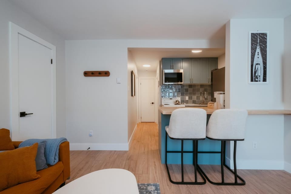Living room, kitchen