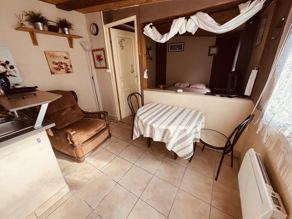 Le 6 de la Cressonnière Bed and Breakfast in Hauts-de-France