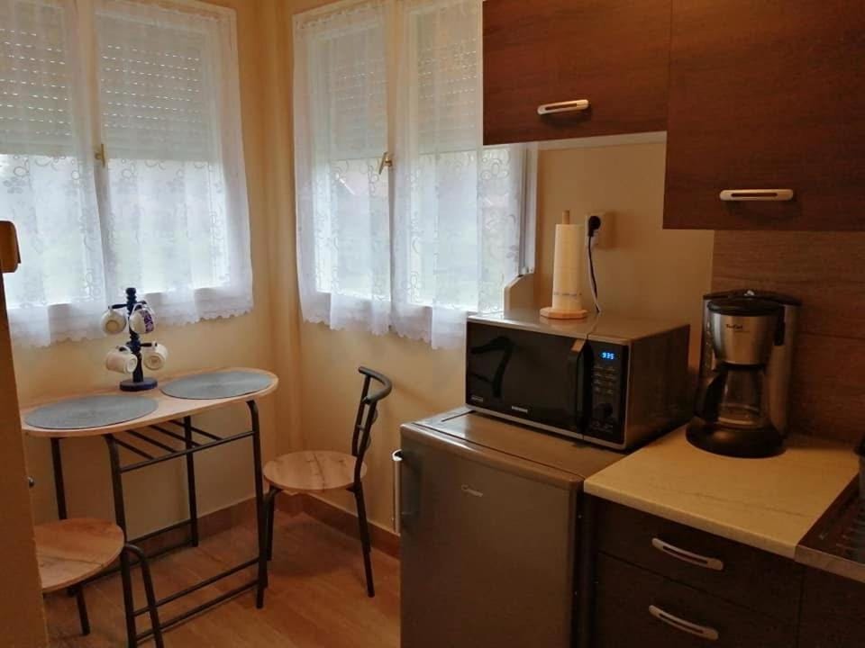 Szeitz Apartman Kétújfalu Apartment in Hungary