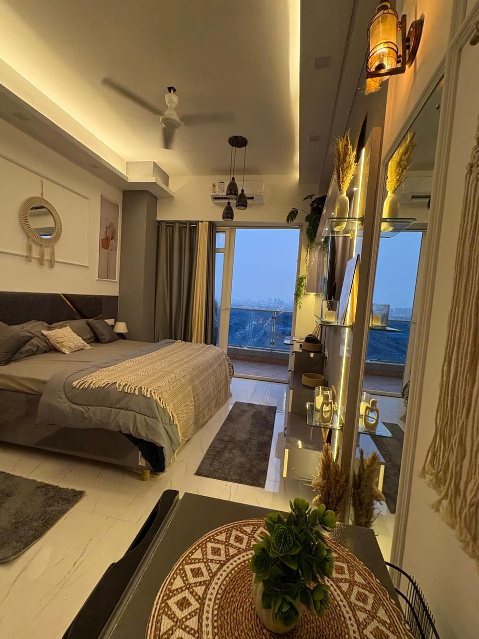 Photo of the whole room