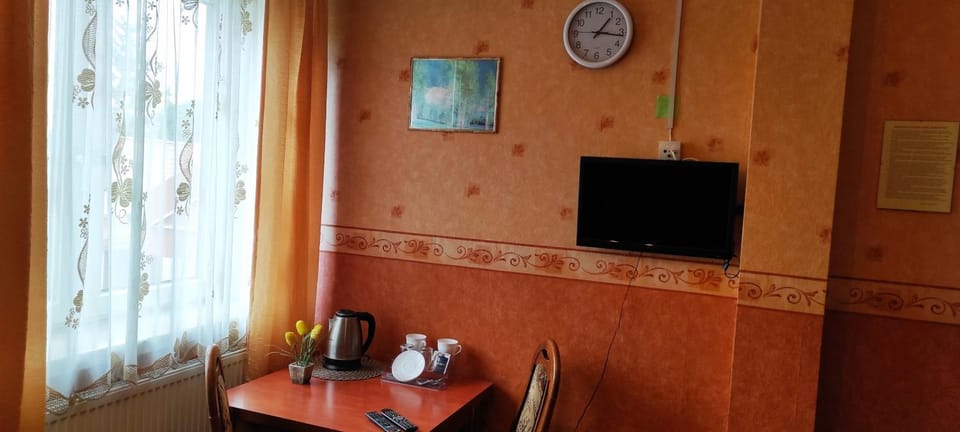 TV and multimedia, Coffee/tea facilities