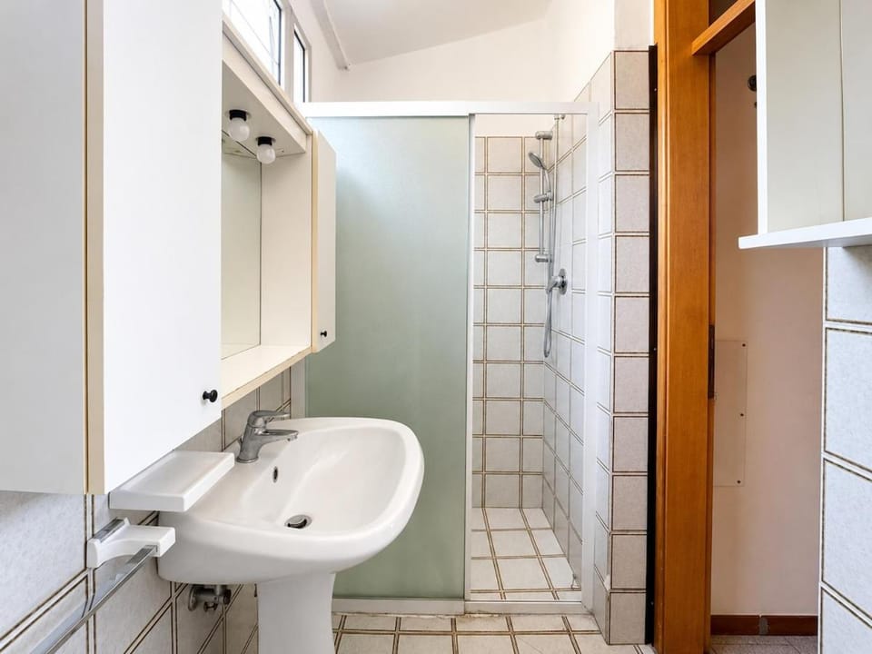Beach Apartment with Private Parking in Jesolo Apartment in Lido di Jesolo