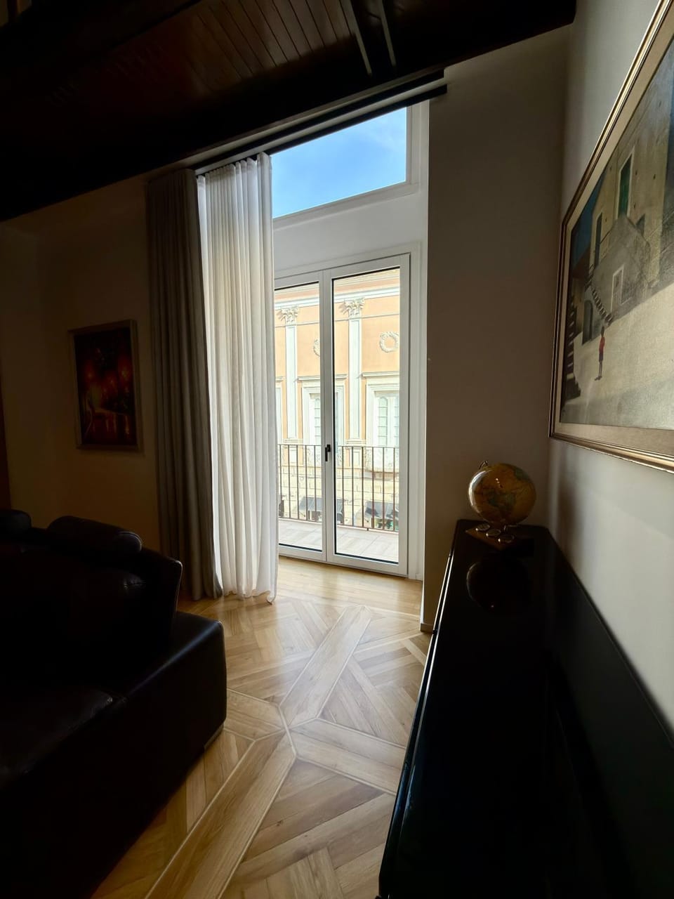 View (from property/room), Balcony/Terrace, Living room