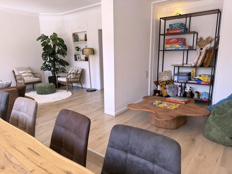3 Bedroom Duplex Apartement With Free Parking Apartment in Ostend