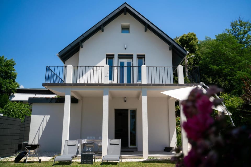 Property building, Garden