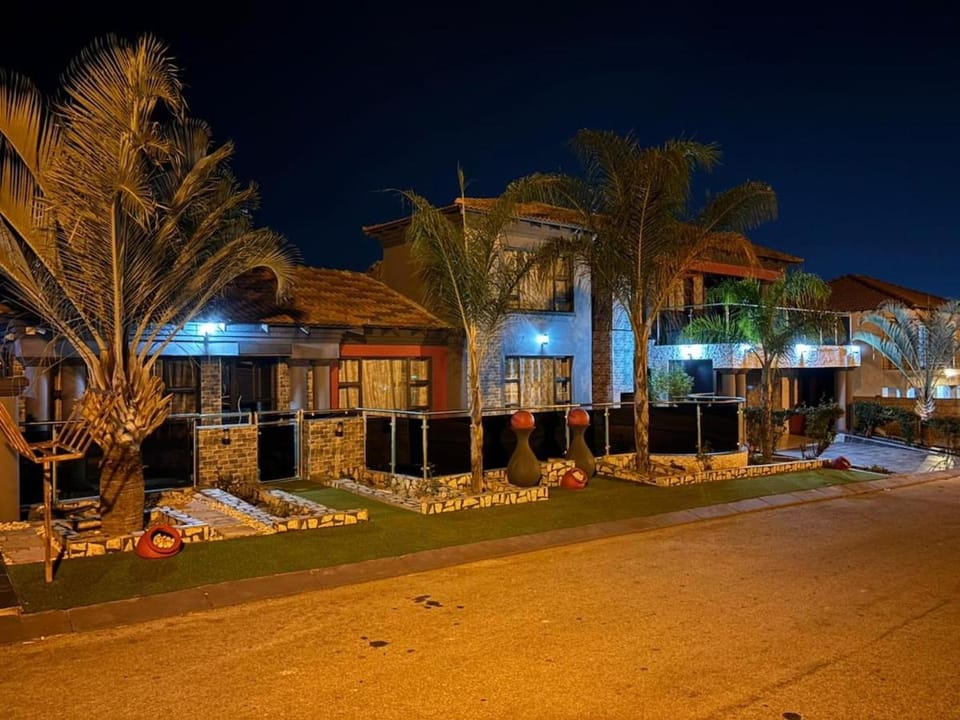Emdo guest house Bed and Breakfast in South Africa
