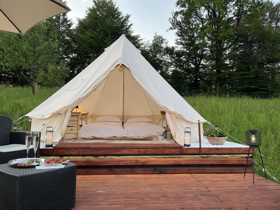 Vrhnika hill Luxury tent in Slovenia