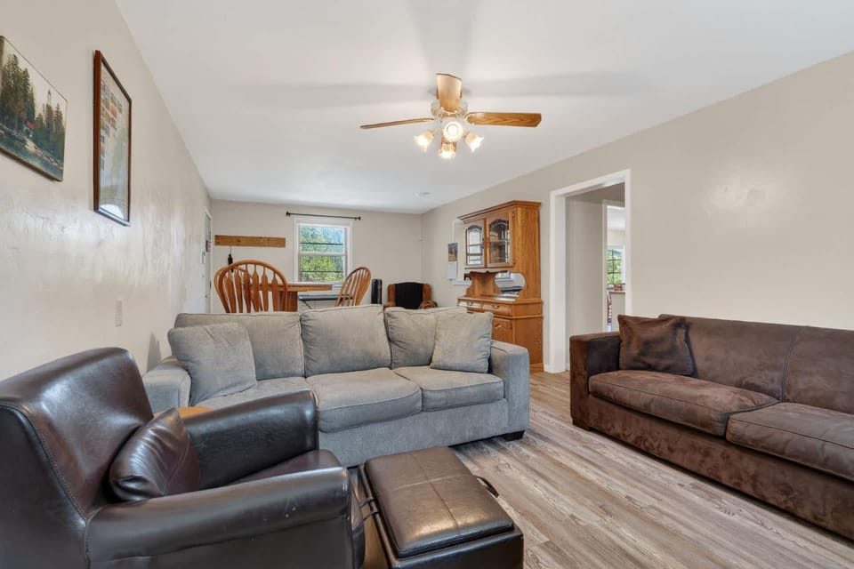 Baileys Harbor Quiet Hideaway House in Door County