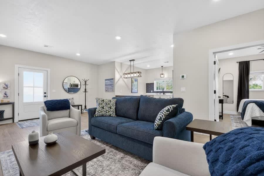 Sturgeon Bay Boat Condo w Marina Slip House in Sturgeon Bay