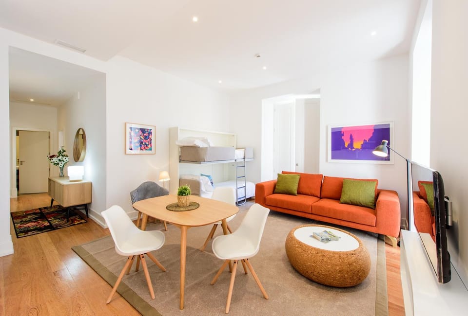 Kitchen or kitchenette, Living room, bunk bed