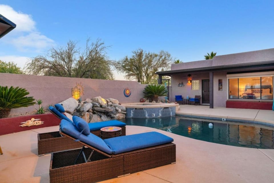 Desert Estate House in Tortolita