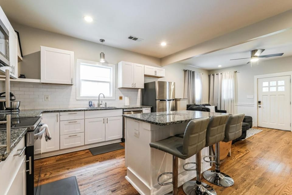 East Point Nest Escape House in College Park