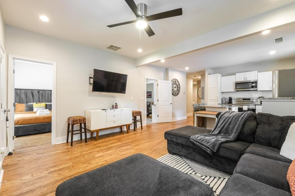 East Point Nest Escape House in College Park