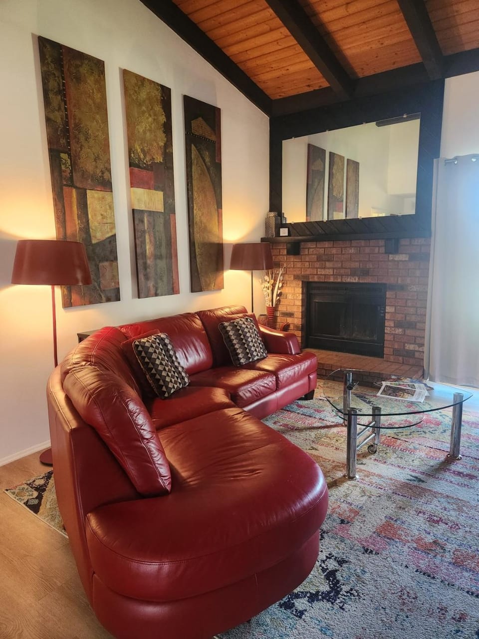 Court View Condo near Bell Rock Pool-HotTub-Tennis House in Village of Oak Creek