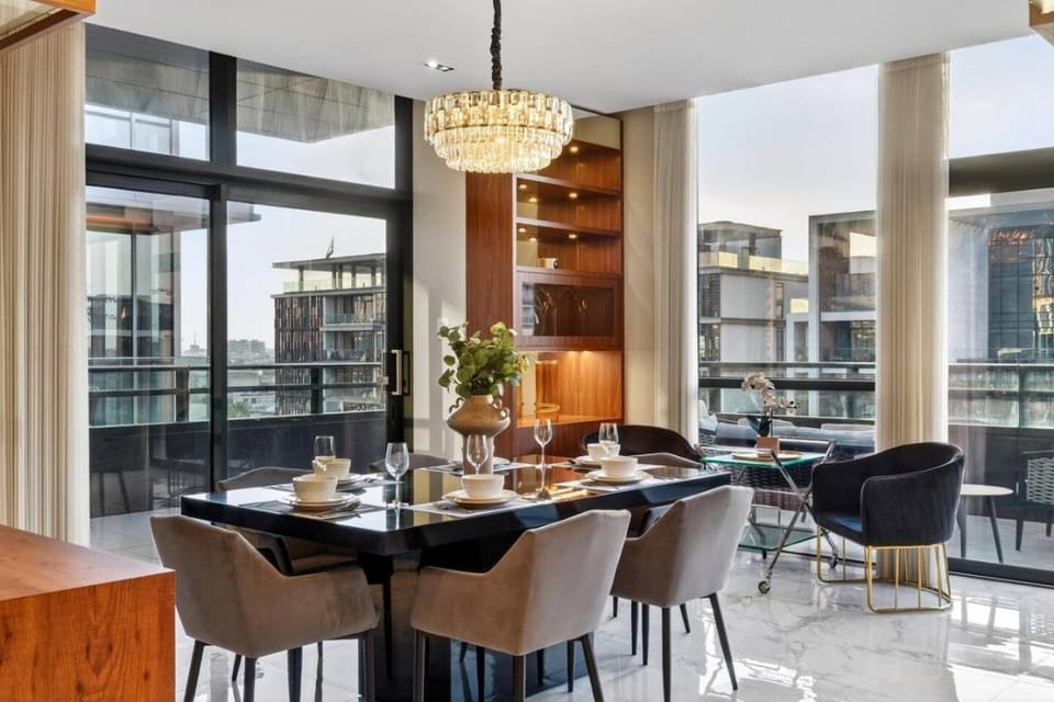 FIRST CLASS 3BR Elegant Oasis Near Attractions Apartment in Dubai