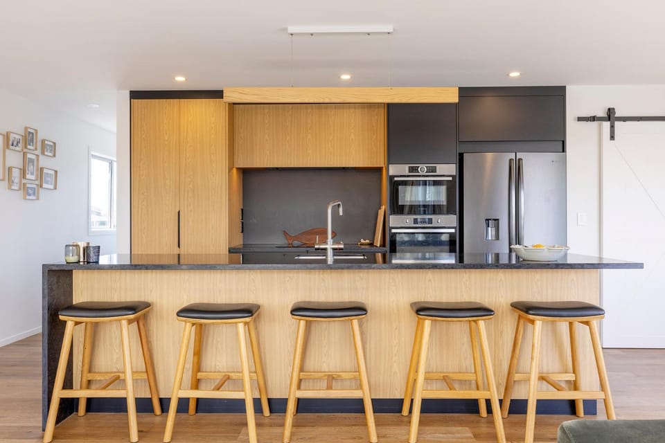 Rainbow Haven, Where family time meets Lake time House in Taupo