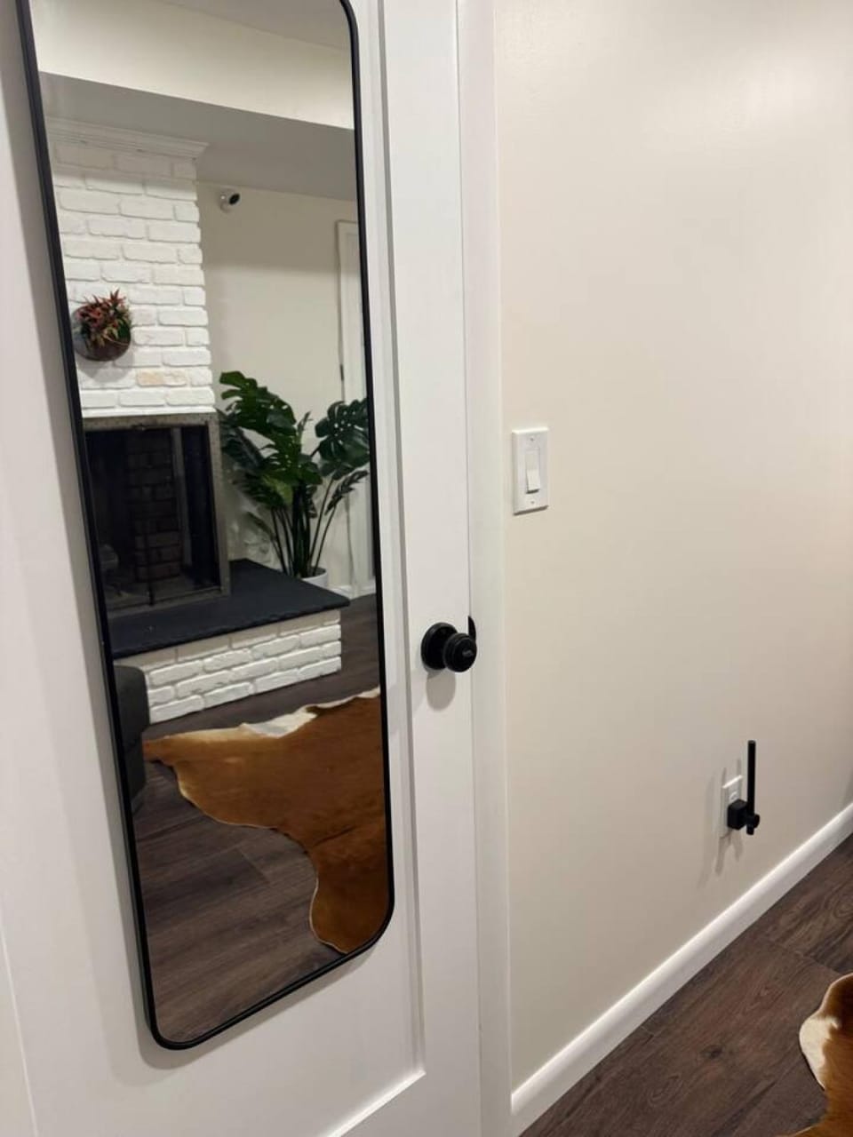 Cozy Suite Walk to Park and NYC Bus House in Paramus