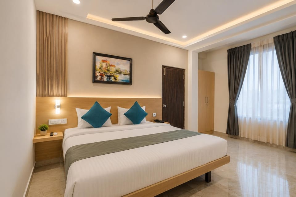 Property building, Bed, Bedroom