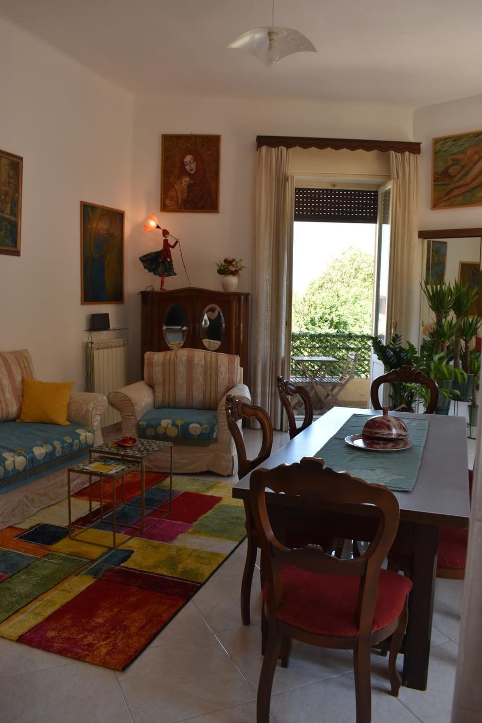 Seating area
