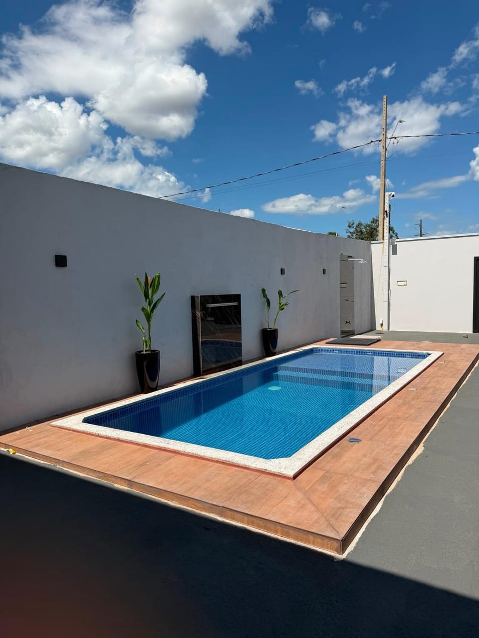 Swimming pool, Swimming pool