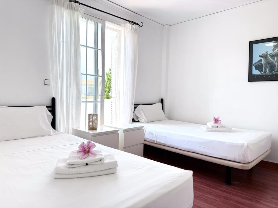 Beachfront Paradise By Gloove Apartment in Marina Alta