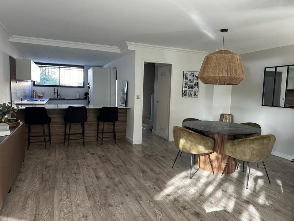 Villa 120 m2, Downtown Cannet Villa in Mougins