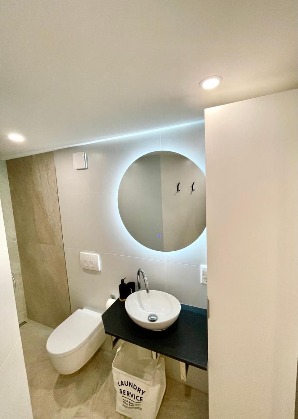 Neu renovierte Wohnung mit 2 separaten Schlafzimmern Apartment in Aalen