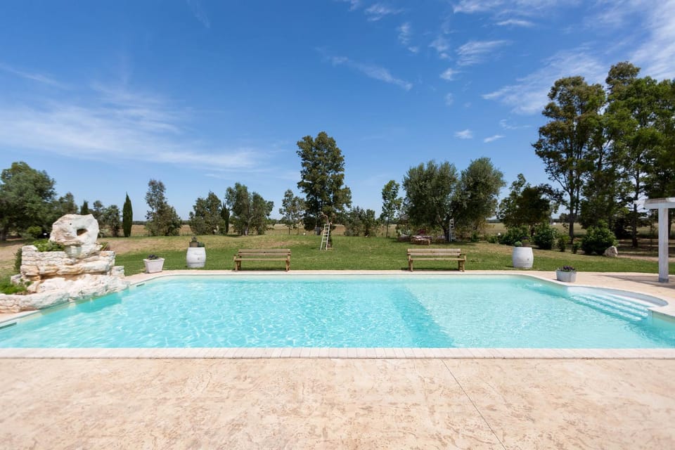 Swimming pool, Swimming pool