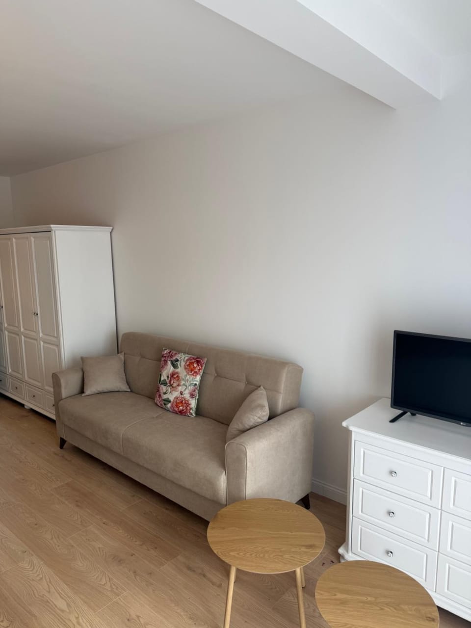 White Villa Apartment in West Pomeranian Voivodeship, Poland