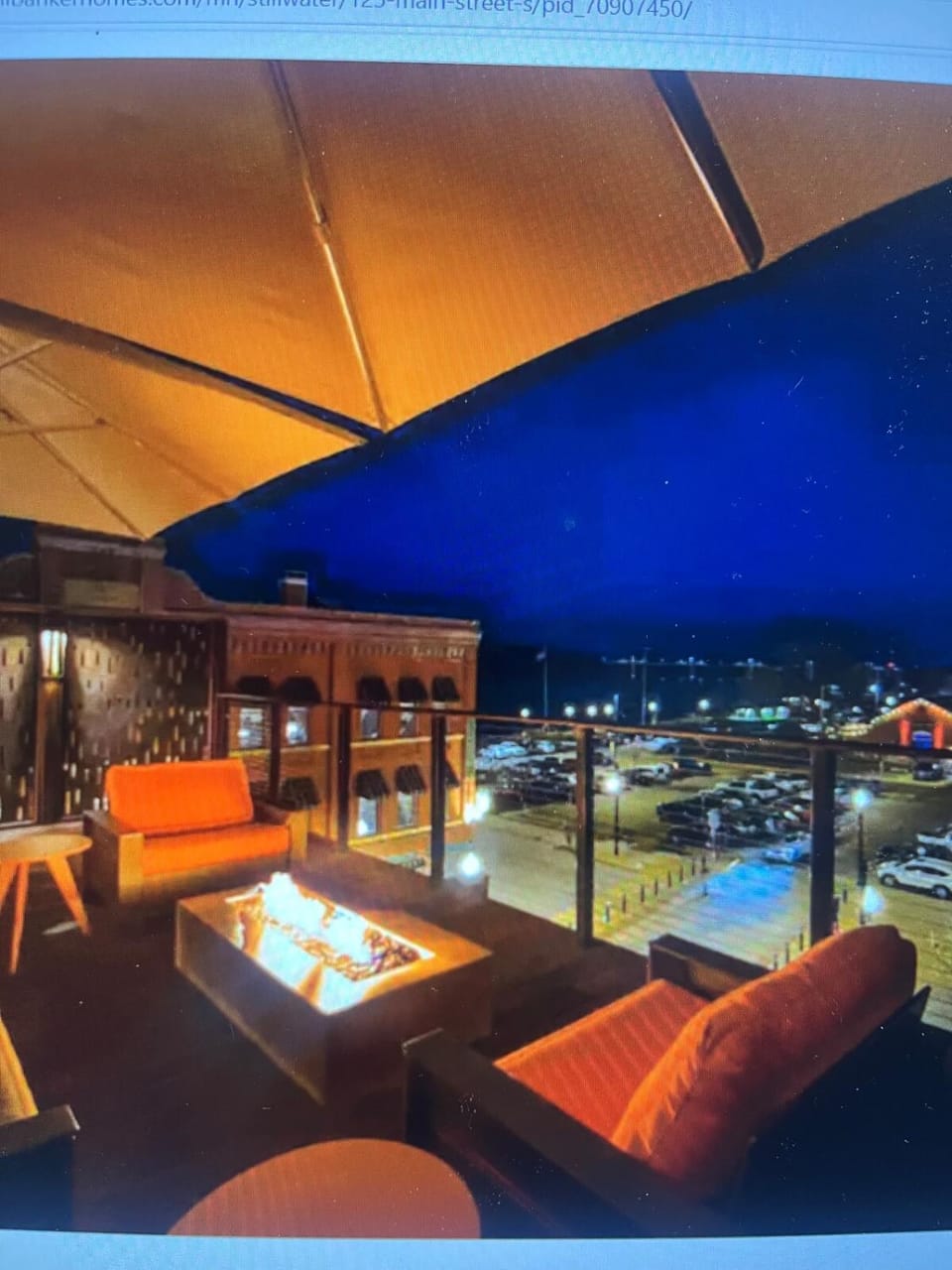 Stillwater Vibrant Vault Loft with Rooftop Hot Tub with River view on Main Street Apartment in Stillwater