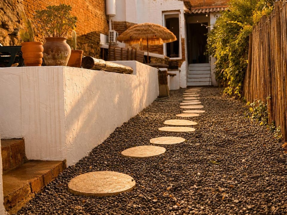 Casa do tio Frade House in Évora District, Portugal
