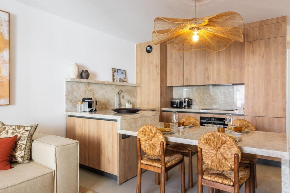 Spacious apartment with terrace and parking Apartment in Nice