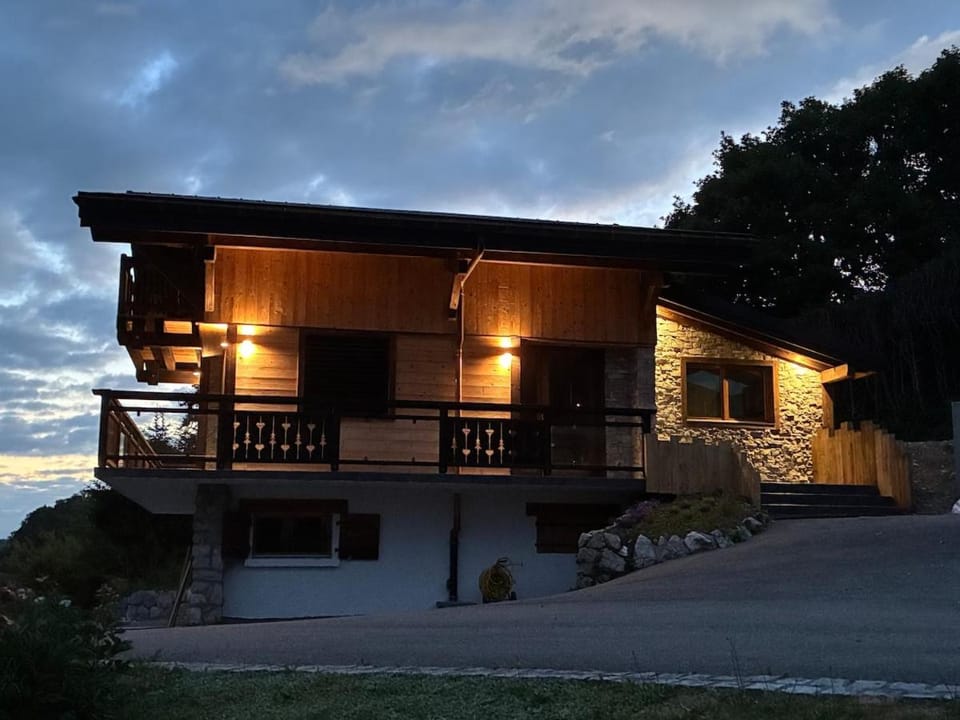 Property building, Night