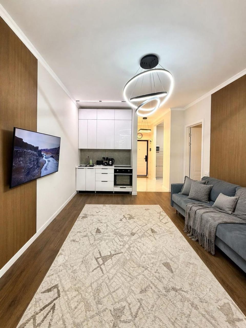 Комфорт сити Apartment in Almaty