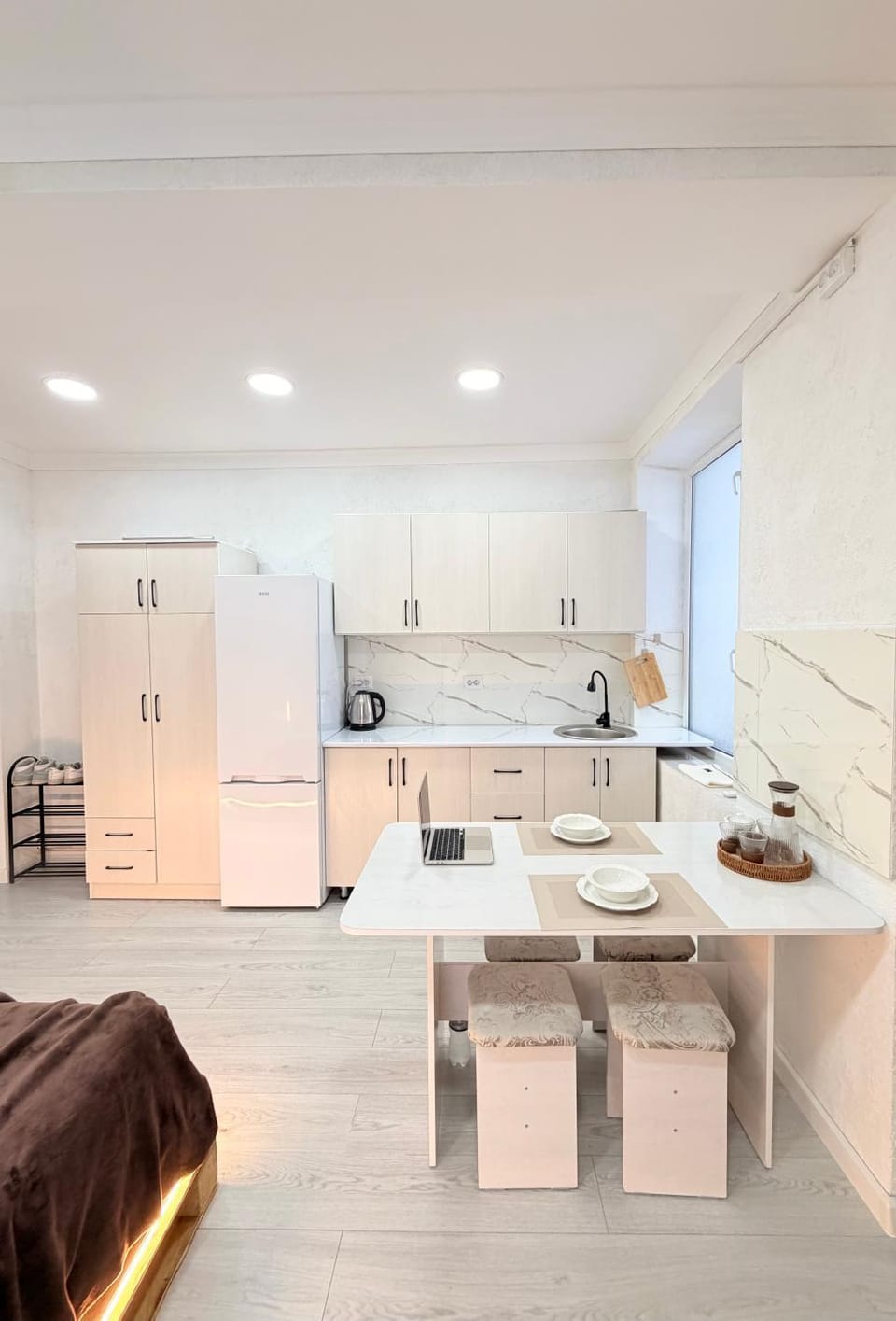 Kitchen or kitchenette, kitchen, kitchen