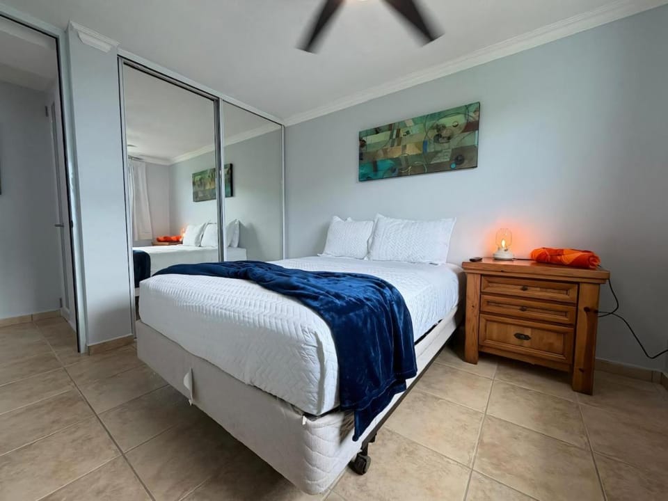 Hillside Village Hideaway Sleeps 8 Comfortably Apartment in Rio Grande