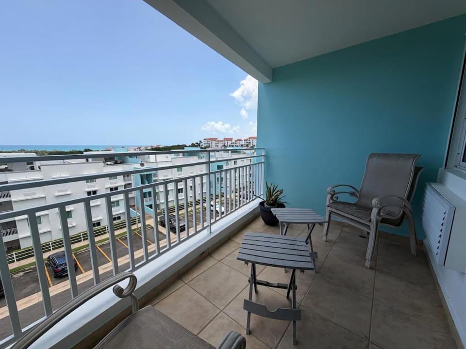 Hillside Village Hideaway Sleeps 8 Comfortably Apartment in Rio Grande