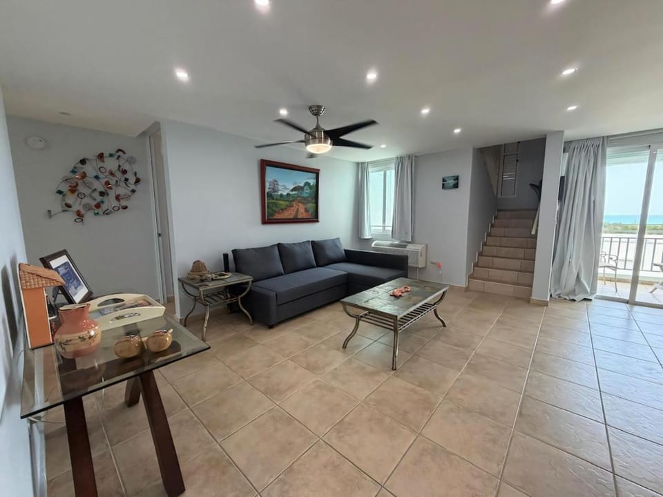 Hillside Village Hideaway Sleeps 8 Comfortably Apartment in Rio Grande