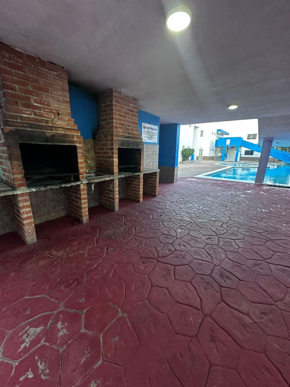 Your Oasis on the Beach Pool and Grills Apartment in Venezuela