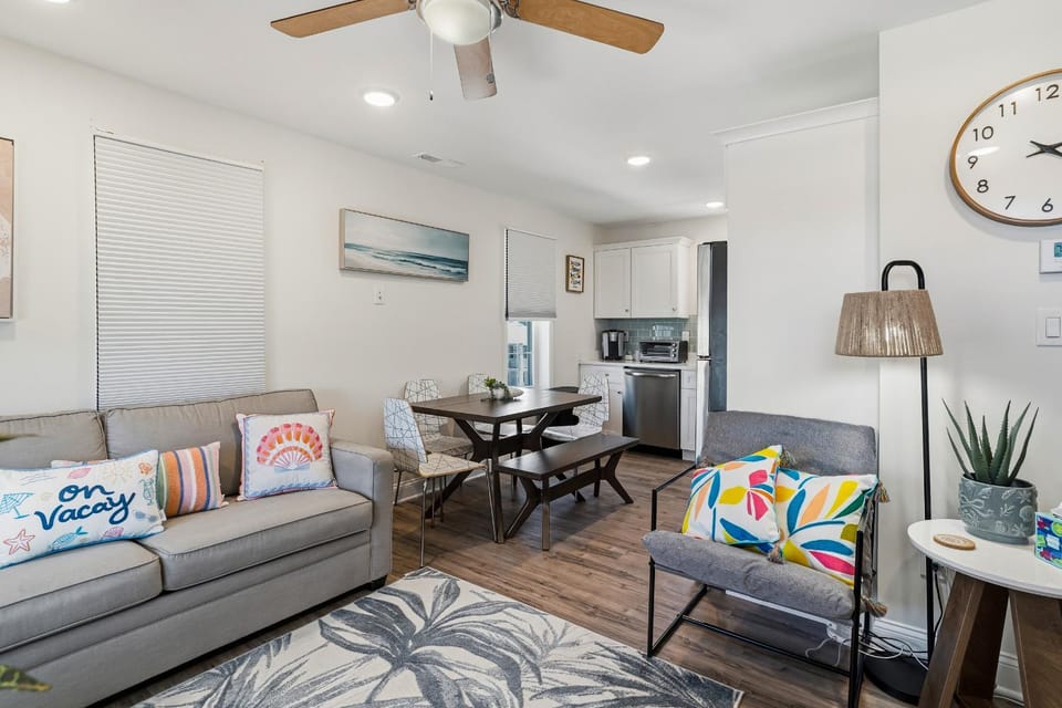 Relaxing North Wildwood Condo Near Beach, Boardwalk & Pool Access Apartment in Wildwood