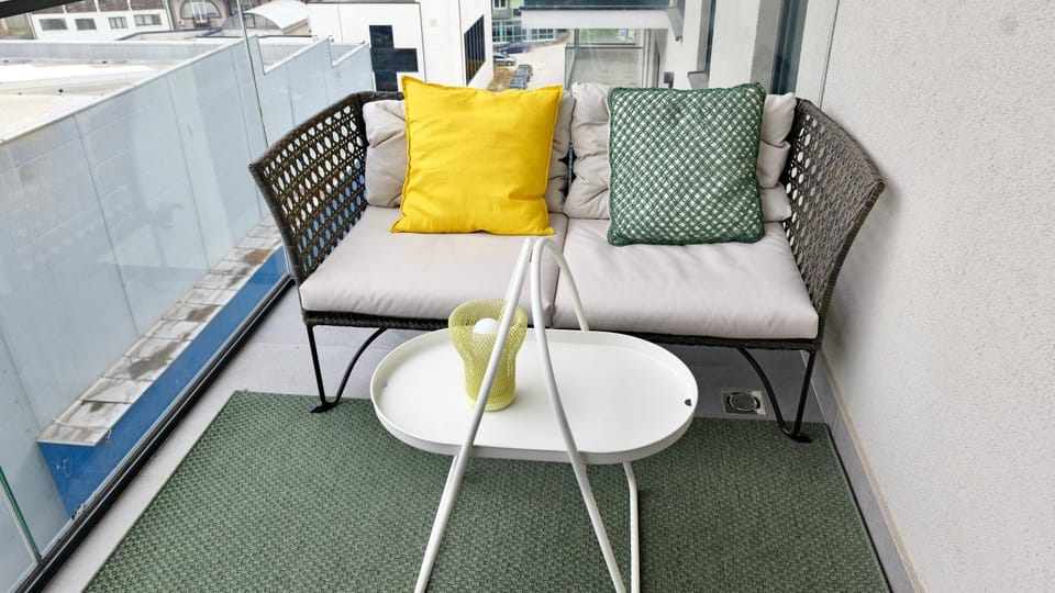 Balcony/Terrace, Balcony/Terrace