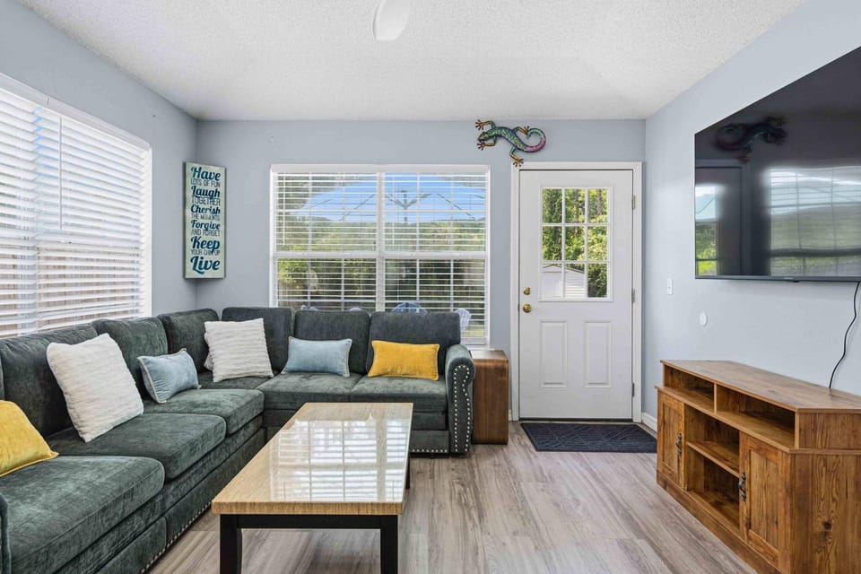 Relax on Navarre Beach, Play in Pensacola House in Florida
