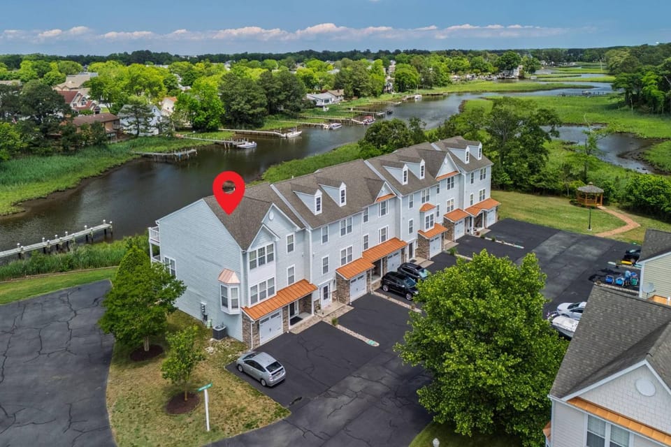 11 Mooring La House in Millville