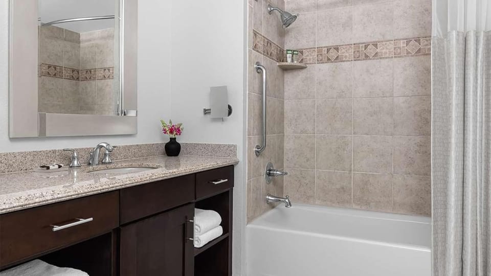 Grand Chateau Resort 3BR Villa House in Las Vegas Strip